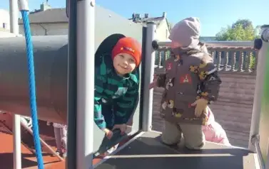 Grupa II na placu zbaw 3