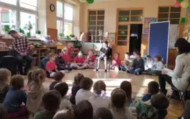 Przedstawienie w wykonaniu dzieci ze Szkoły Podsytawowej nr 11 w Zgierzu