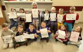 Dzieci na zajęciach w bibliotece 6