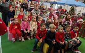 Spotkanie opłatkowe grupy IV w Krainie Świętego Mikołaja  8