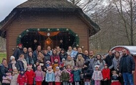 Spotkanie opłatkowe grupy IV w Krainie Świętego Mikołaja  1