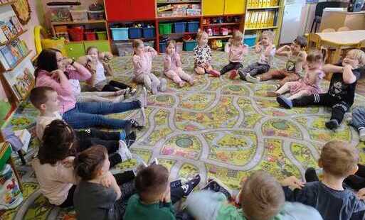 Zdjęcie do KRAINA ZMYSŁ&Oacute;W GR. 1