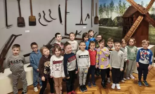 Grupa IV i V na wycieczce w Muzeum Etnograficznym w Łowiczu