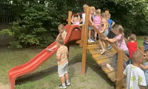 Bawimy się wesoło w naszym ogrodzie