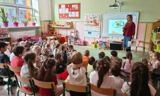 Zajęcia z psycholog Moniką Kucińską o 5 zasadach bezpieczeństwa.