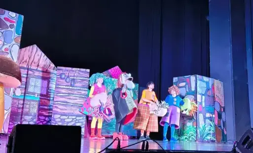Wycieczka grupy IV i V do teatru