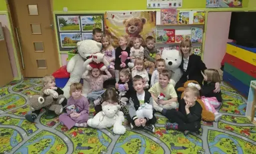 Dzień Pluszowego Misia w przedszkolu.