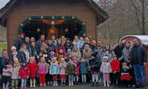 Spotkanie opłatkowe grupy IV w Krainie Świętego Mikołaja.